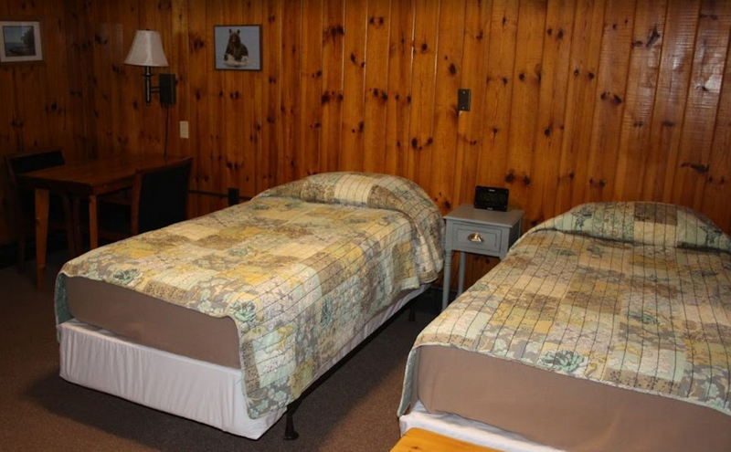 Two Rivers Motel and Cabins - Web Listing (newer photo)